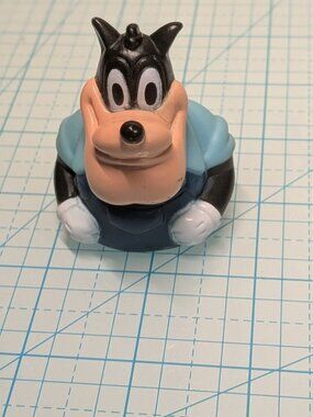 Walt Disney Character Pete Finger Bath Puppet Vintage 2" Plastic PVC Toy